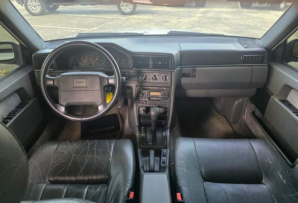1993 Volvo 960 - $5,143