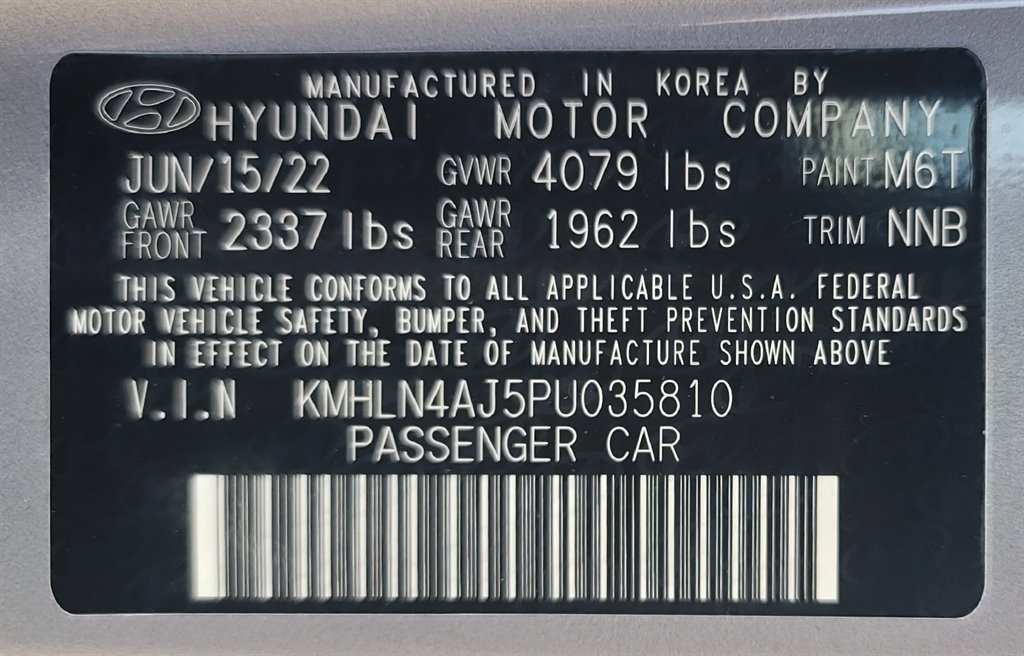 2023 Hyundai Elantra Limited HEV photo