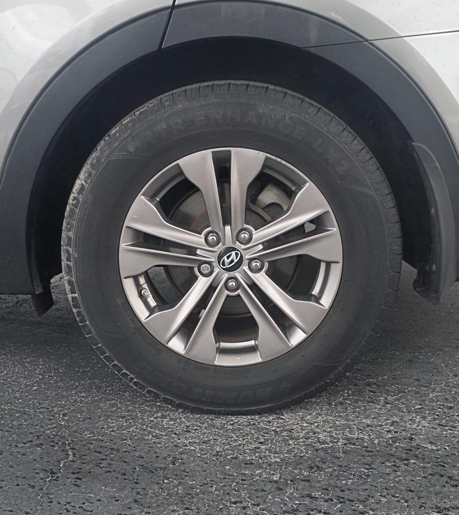 2013 Hyundai Santa Fe Sport - $7,990