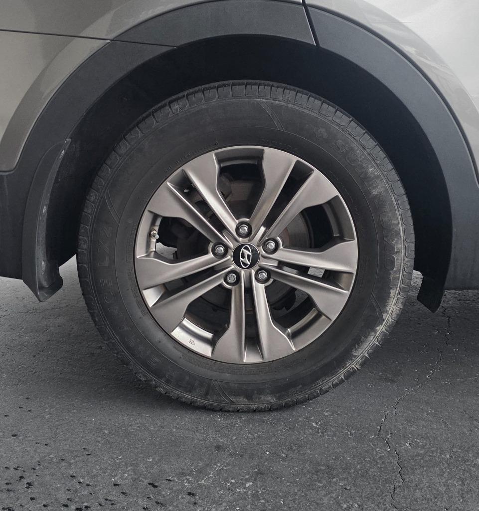 2013 Hyundai Santa Fe Sport - $7,990