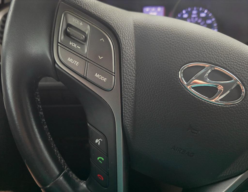 2013 Hyundai Santa Fe Sport - $7,990