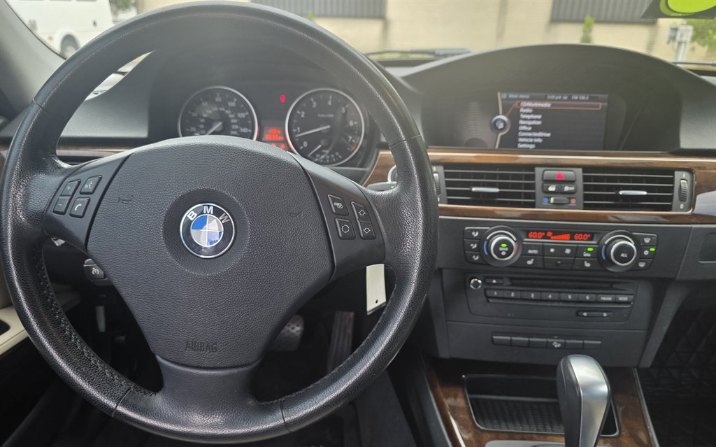 2011 BMW 328i - $10,436