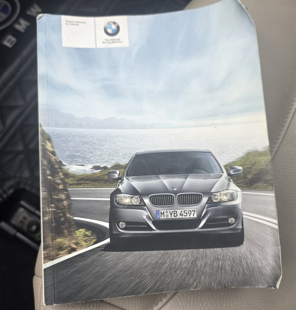 2011 BMW 328i - $10,436
