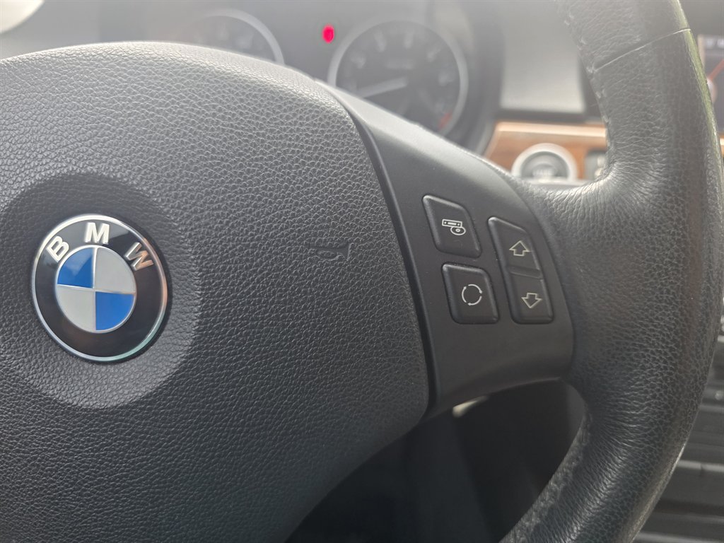 2011 BMW 328i - $10,436