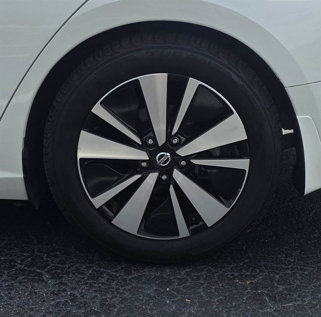 2019 Nissan Altima - $19,238