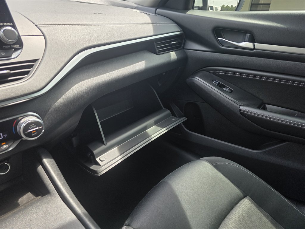 2019 Nissan Altima - $19,238