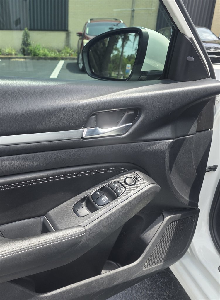 2019 Nissan Altima - $19,238