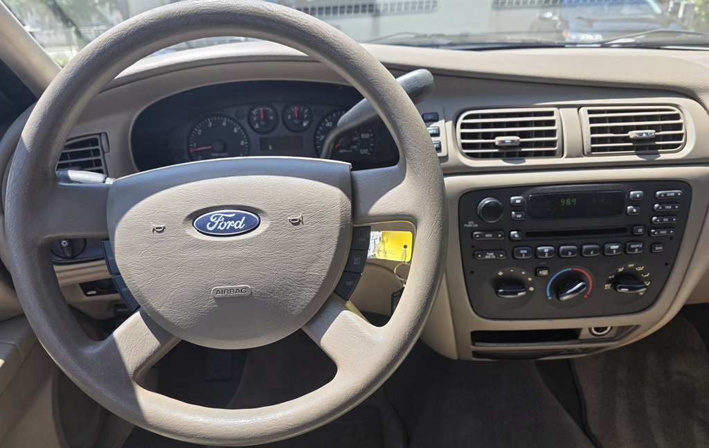 2007 Ford Taurus - $8,918