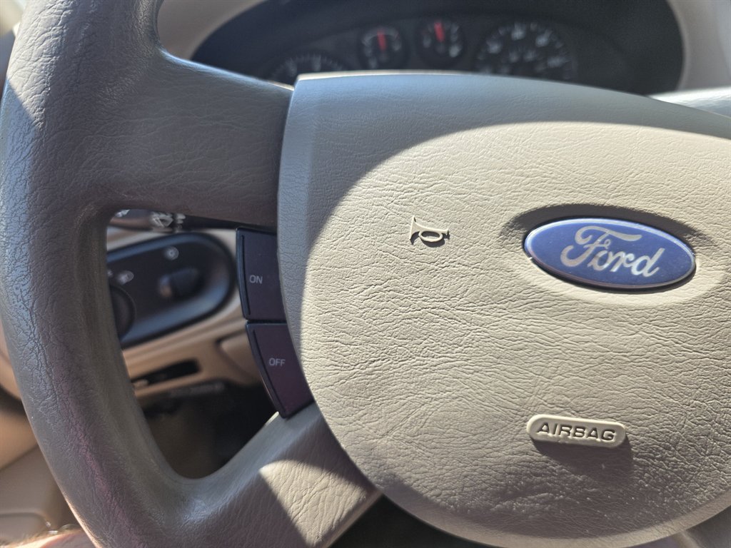 2007 Ford Taurus - $8,918