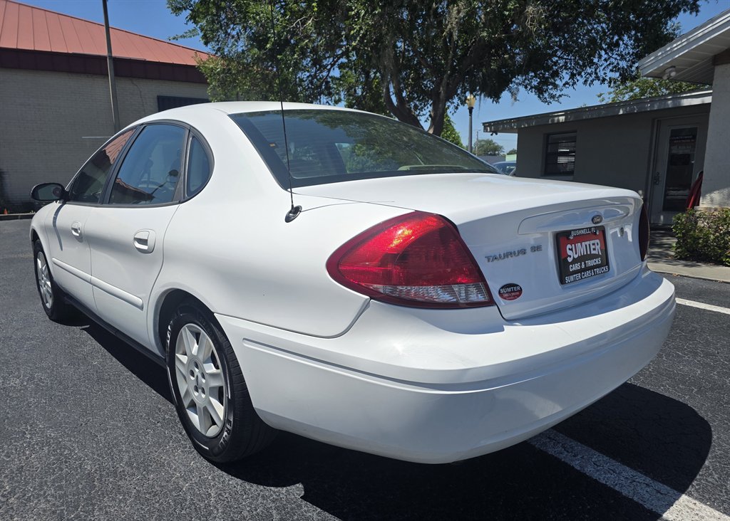 2007 Ford Taurus - $8,918