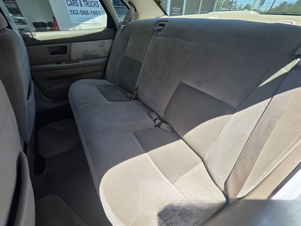 2007 Ford Taurus - $8,918