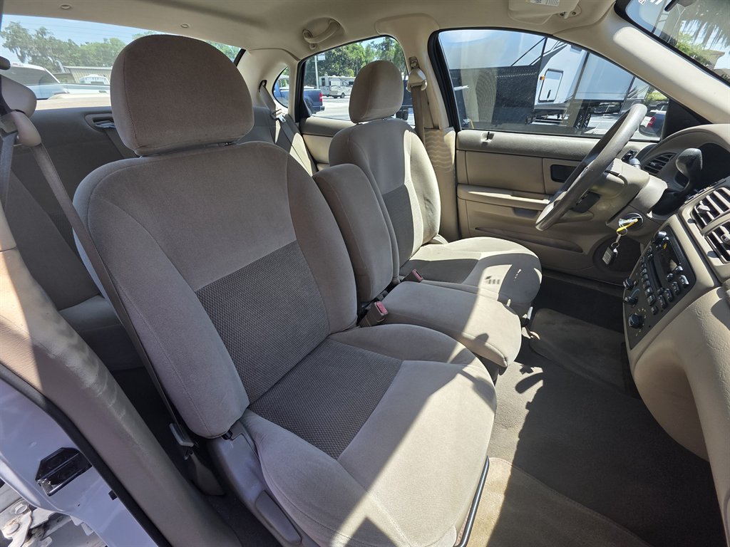 2007 Ford Taurus - $8,918
