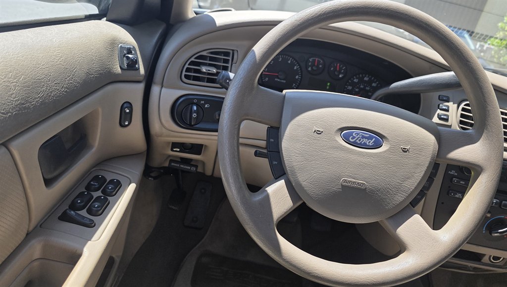 2007 Ford Taurus - $8,918