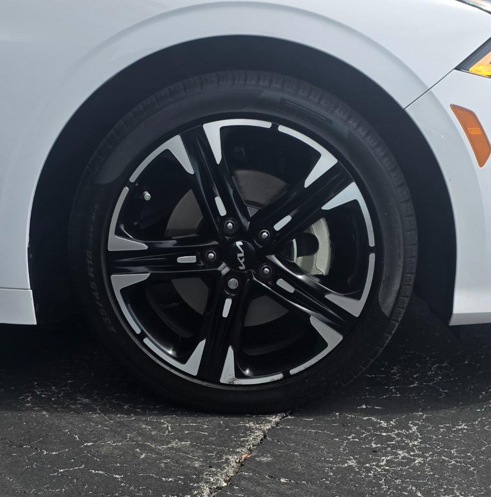 2023 Kia K5 - $24,988