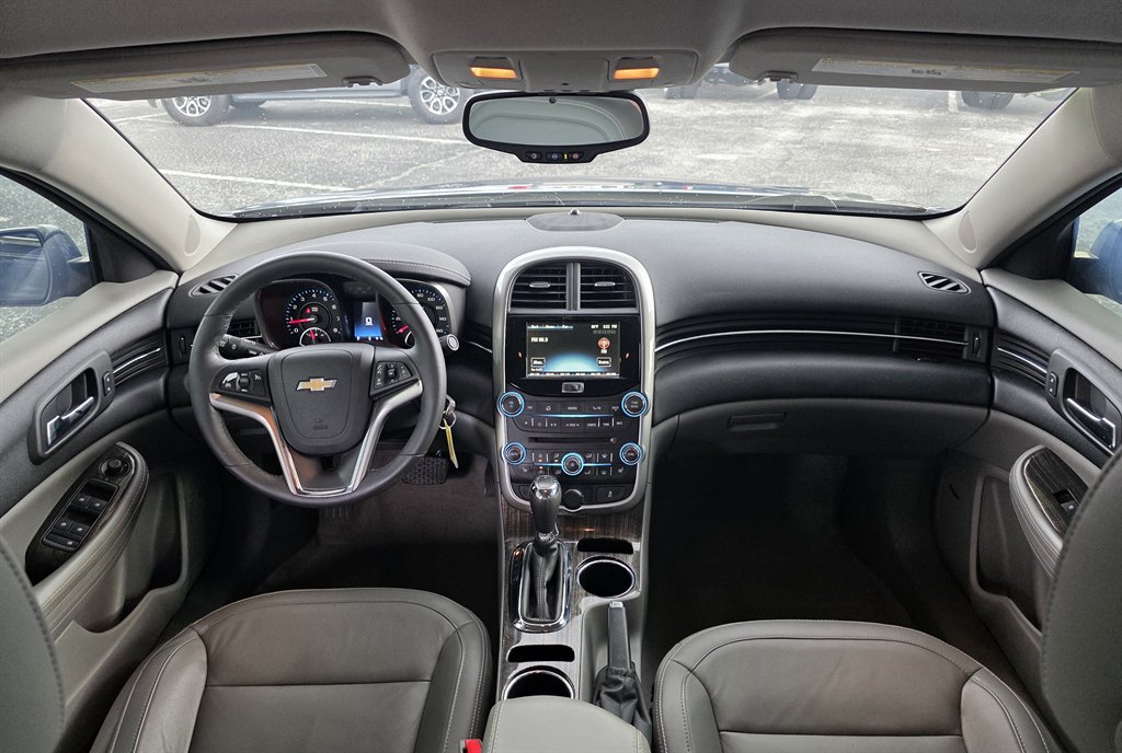 2015 Chevrolet Malibu - $14,418
