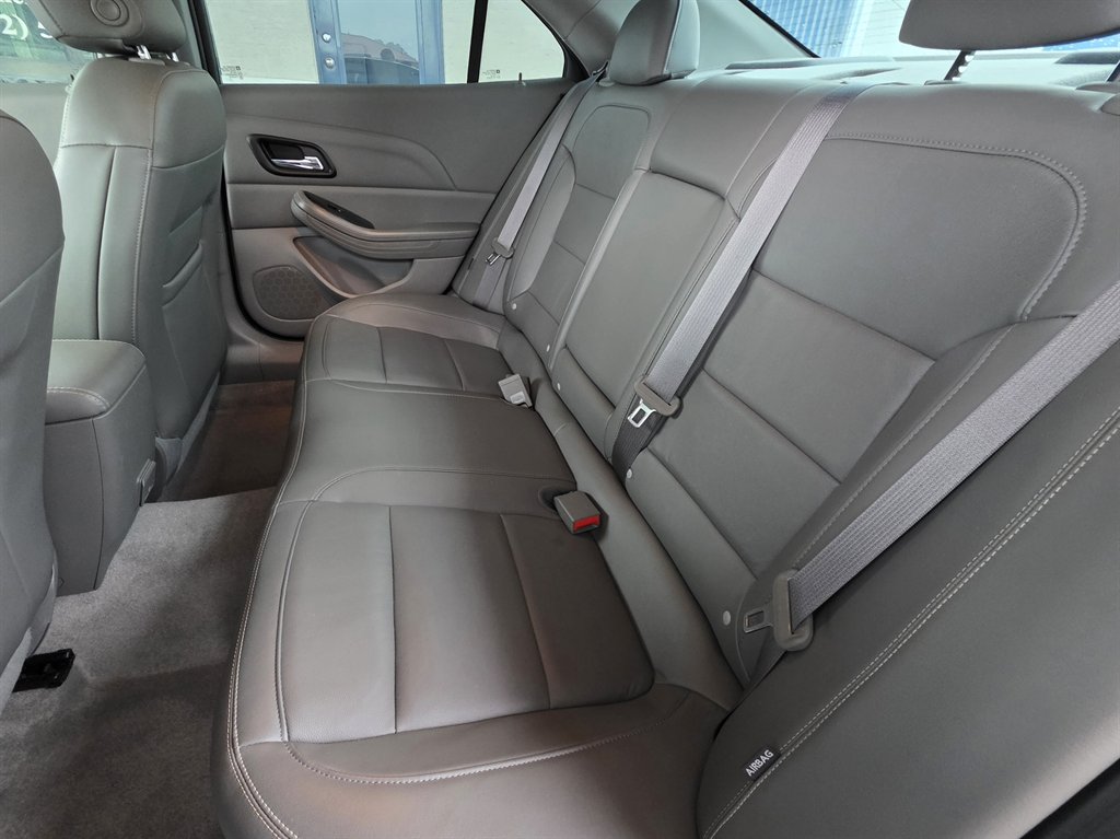 2015 Chevrolet Malibu - $14,418