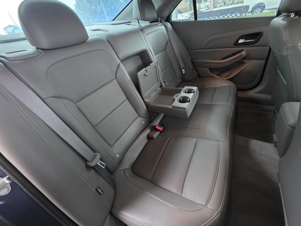 2015 Chevrolet Malibu - $14,418