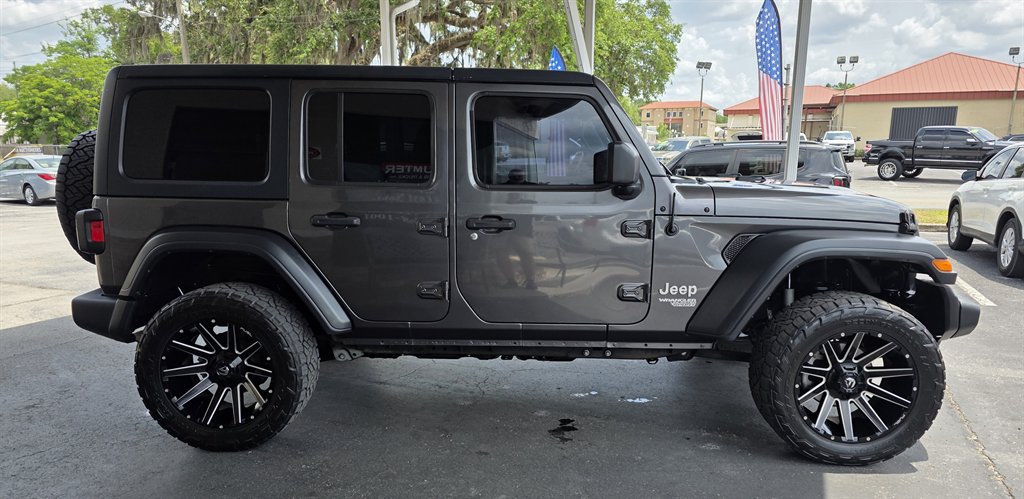 2018 Jeep All-New Wrangler Unlimited Sport 4x4  photo