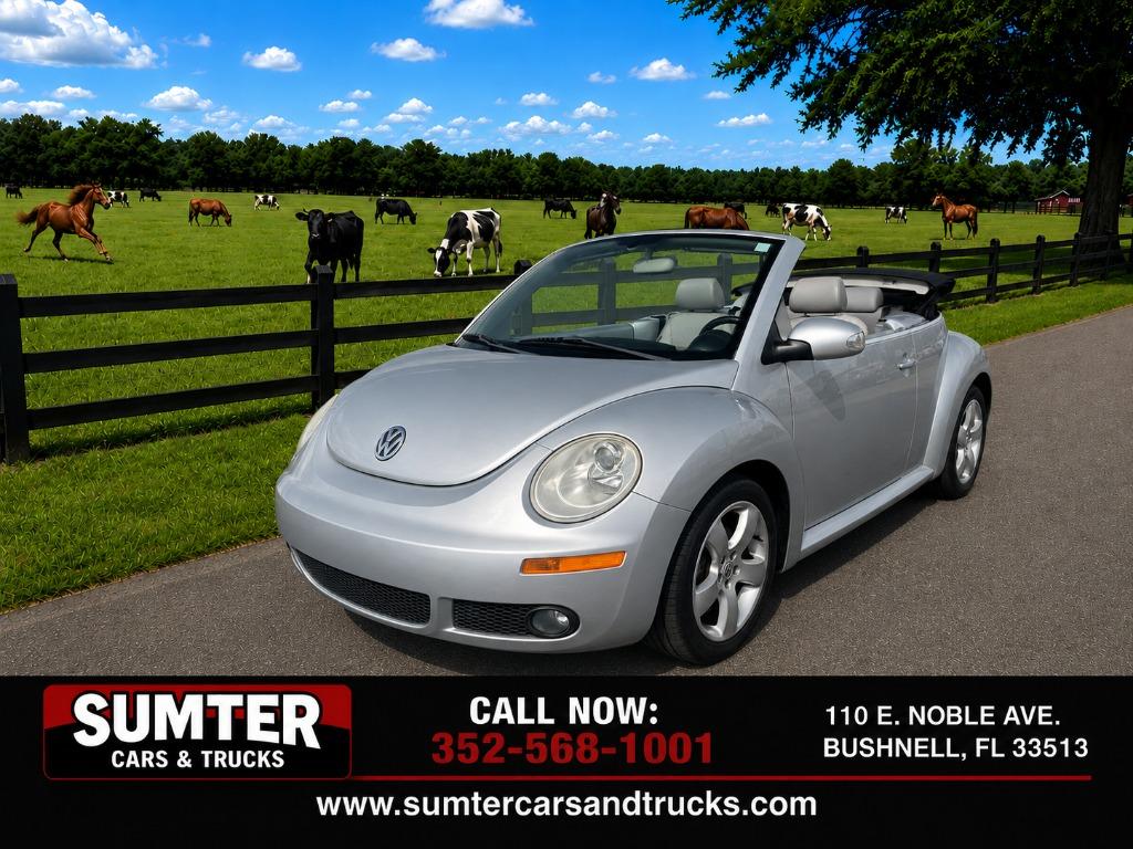 2006 Volkswagen Beetle - $9,370