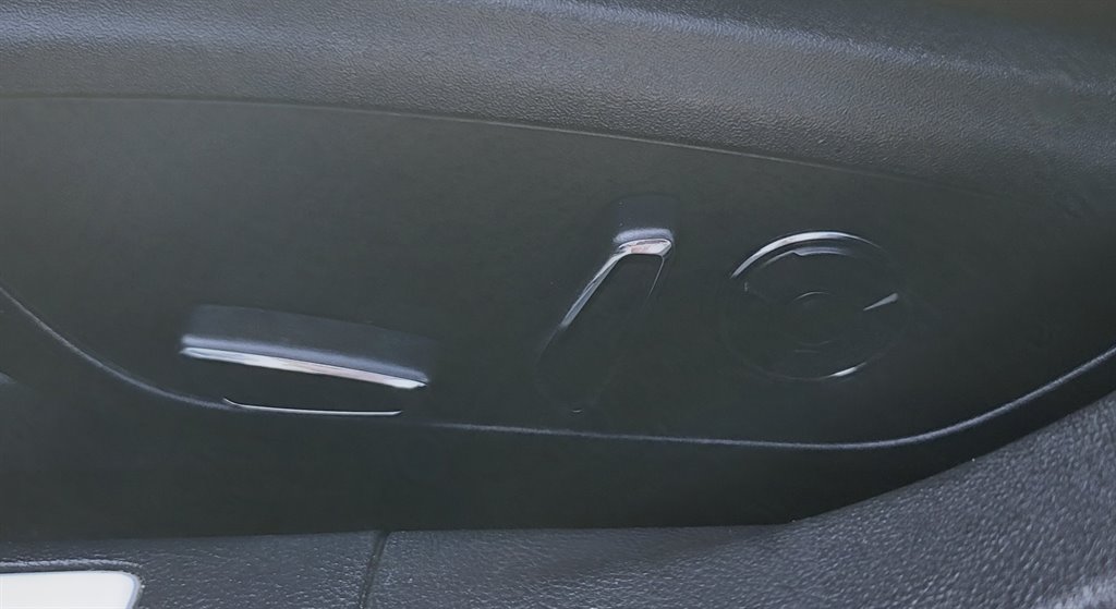 2016 Lincoln MKZ photo