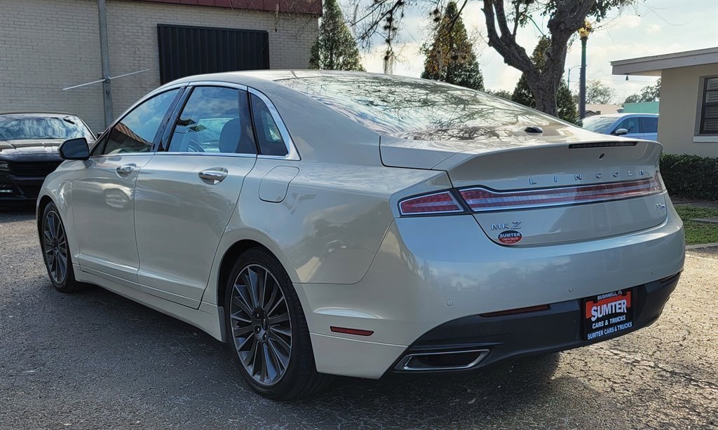 2016 Lincoln MKZ photo