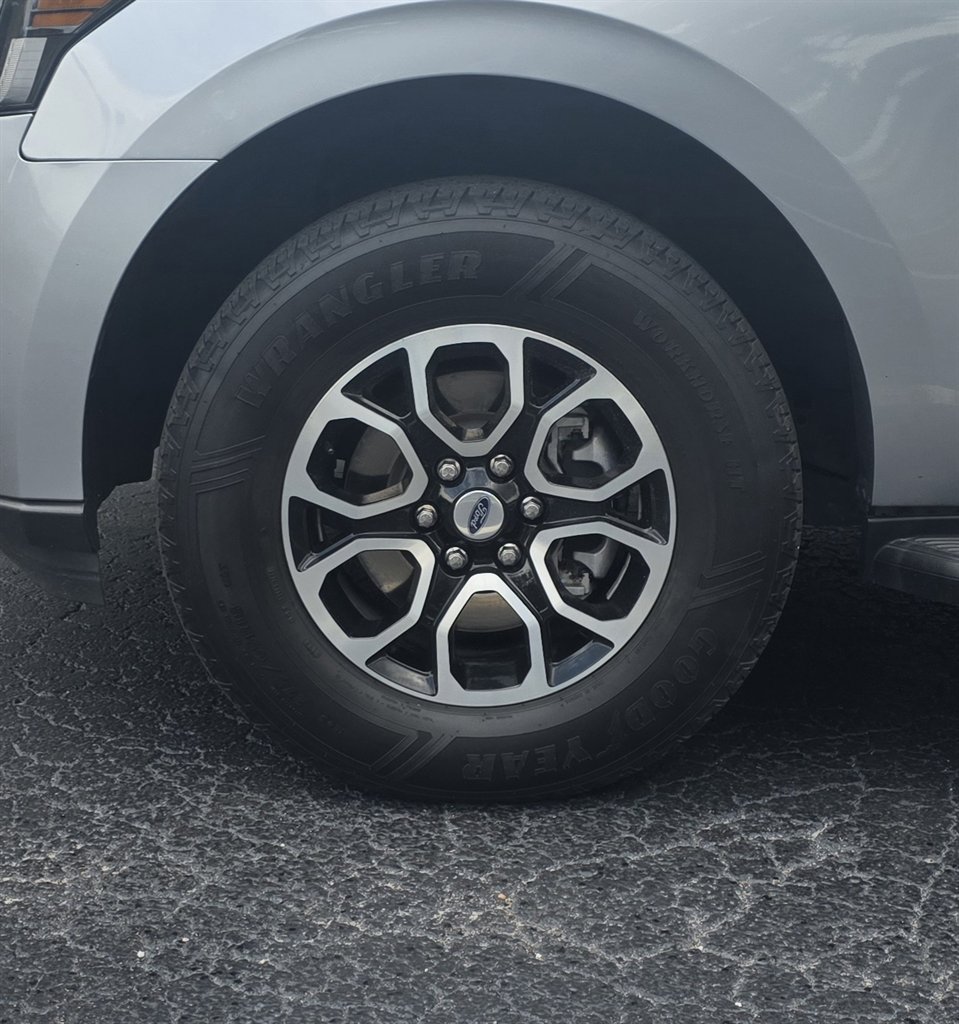 2022 Ford Expedition - $33,936