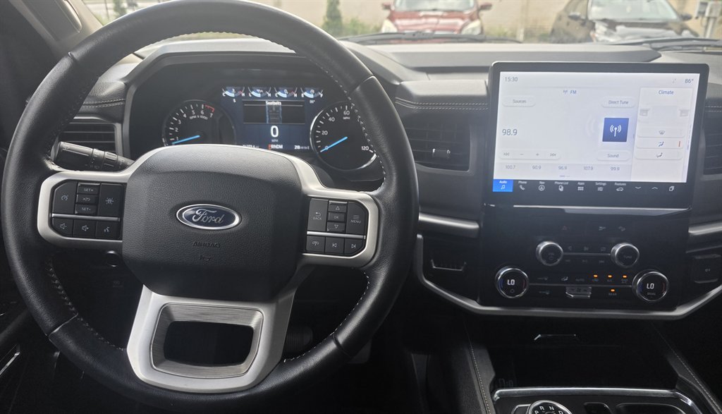 2022 Ford Expedition - $33,936
