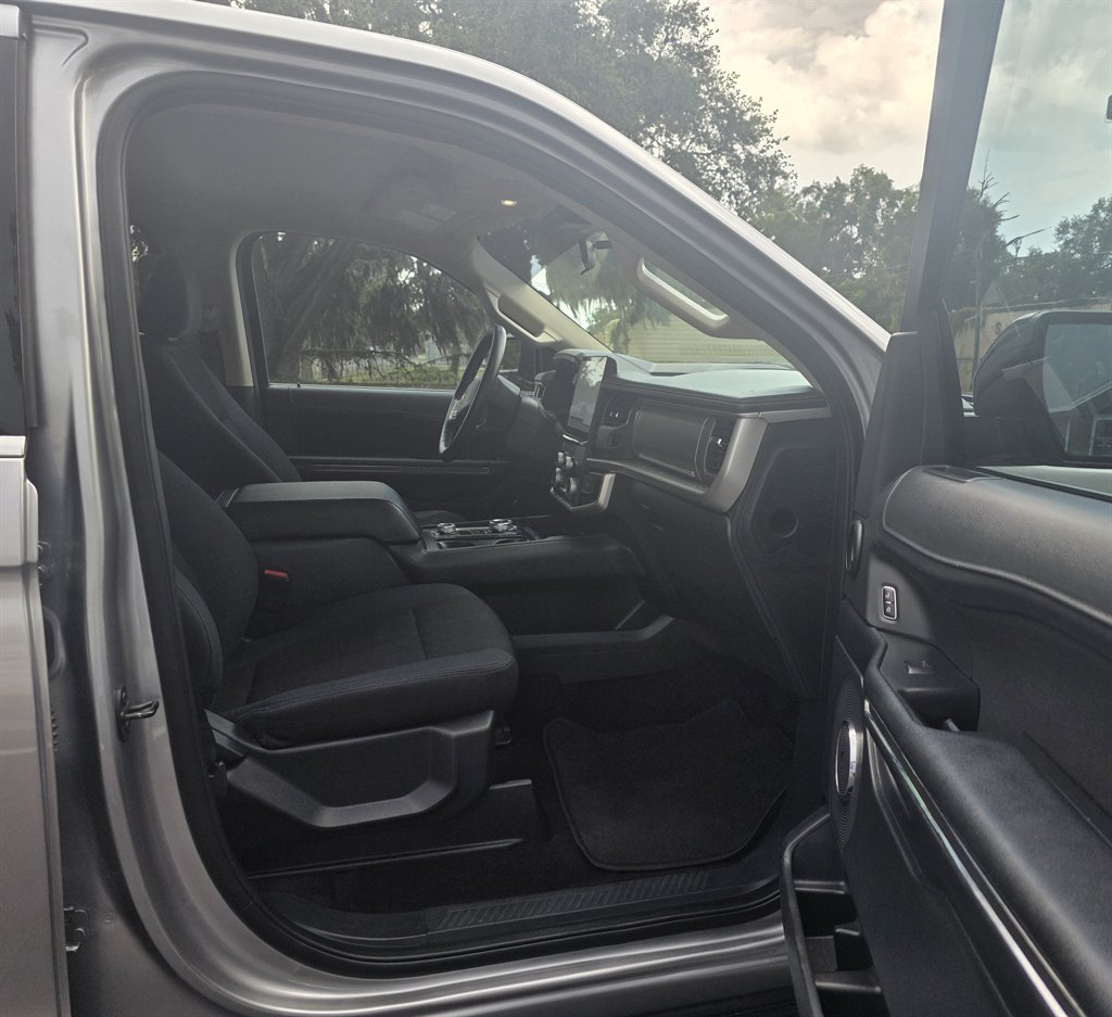 2022 Ford Expedition - $33,936