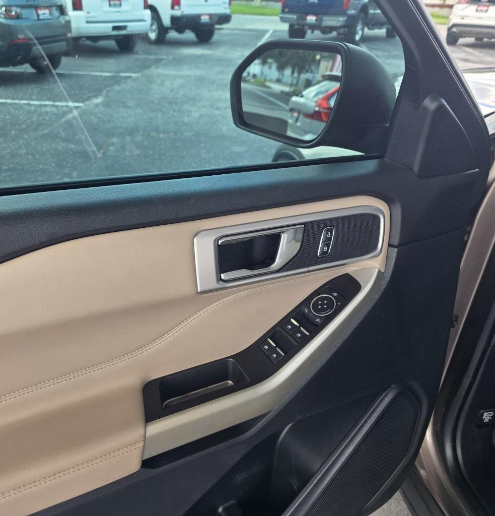 2021 Ford Explorer - $24,179