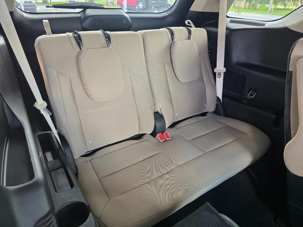 2021 Ford Explorer - $24,179