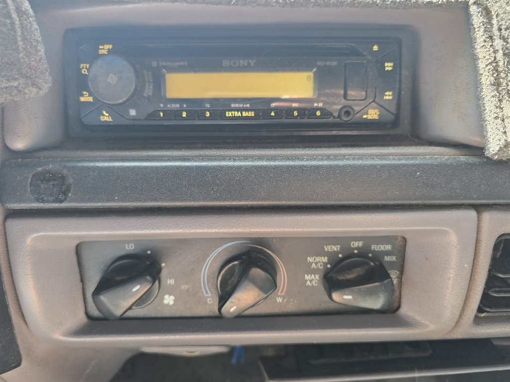 1996 Ford F-250 - $11,138