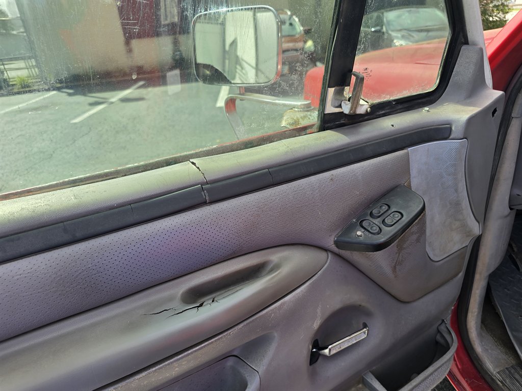 1996 Ford F-250 - $11,138