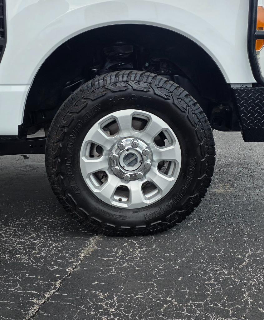 2023 Ford F-250 - $46,770