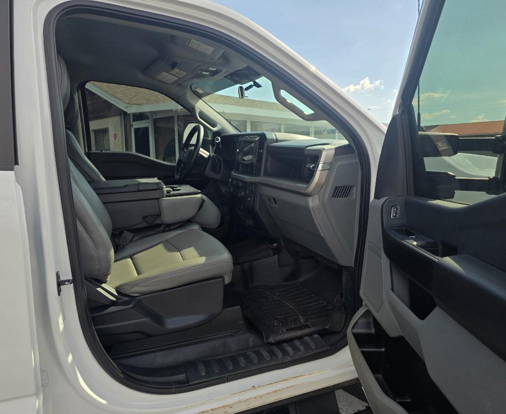 2023 Ford F-550 - $60,884