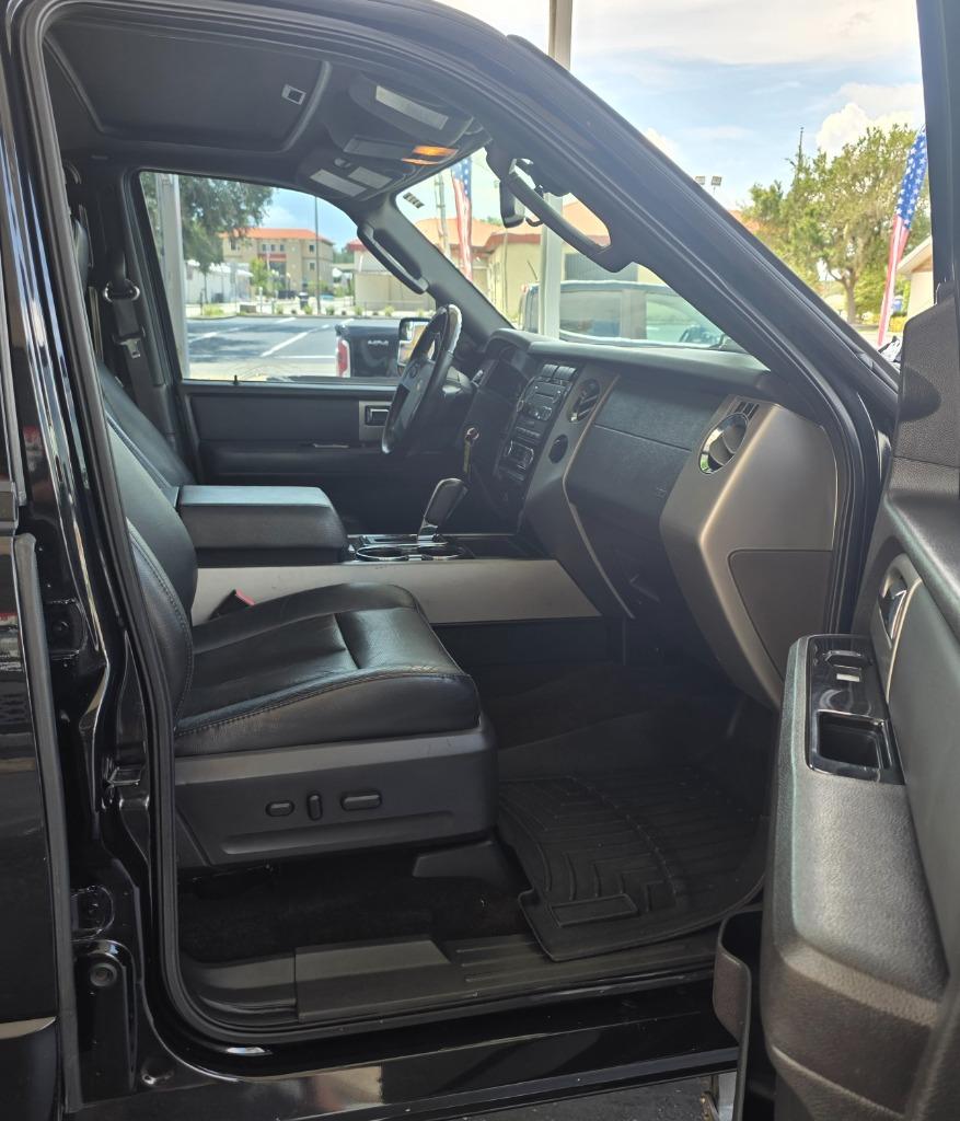2012 Ford Expedition - $10,669