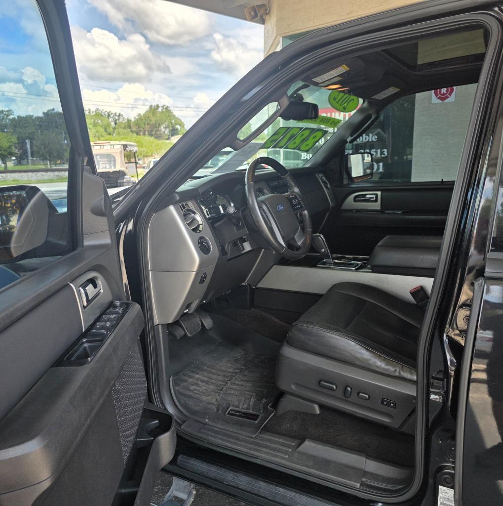 2012 Ford Expedition - $10,669