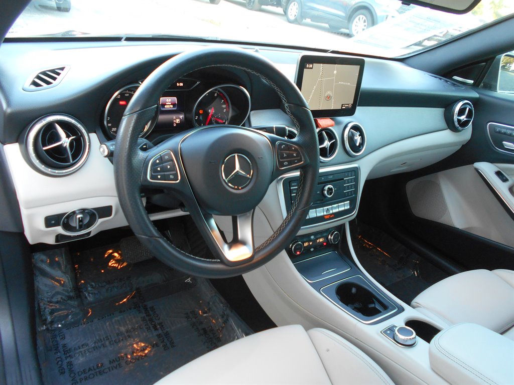 2017 Mercedes-Benz cla CLA250 photo