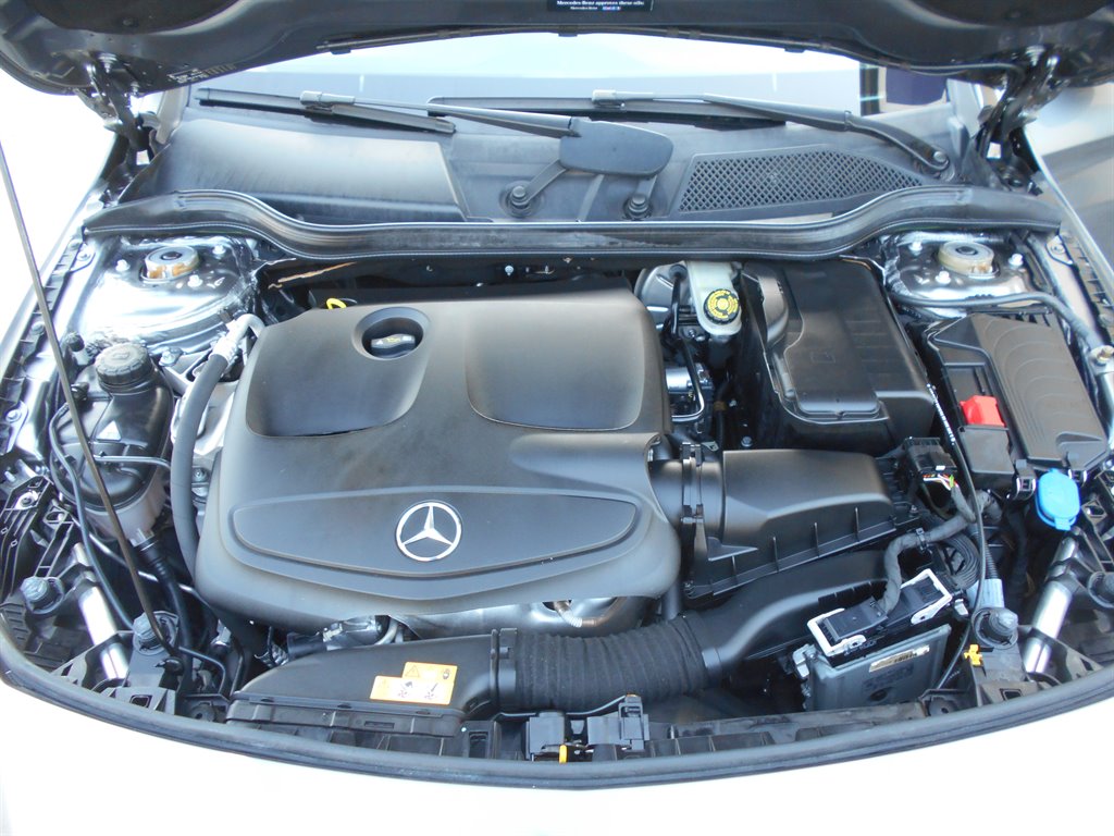 2017 Mercedes-Benz cla CLA250 photo
