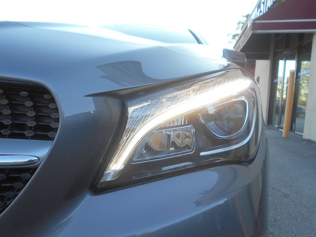 2017 Mercedes-Benz cla CLA250 photo