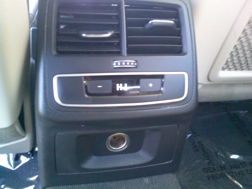 2017 Audi A4 Premium photo