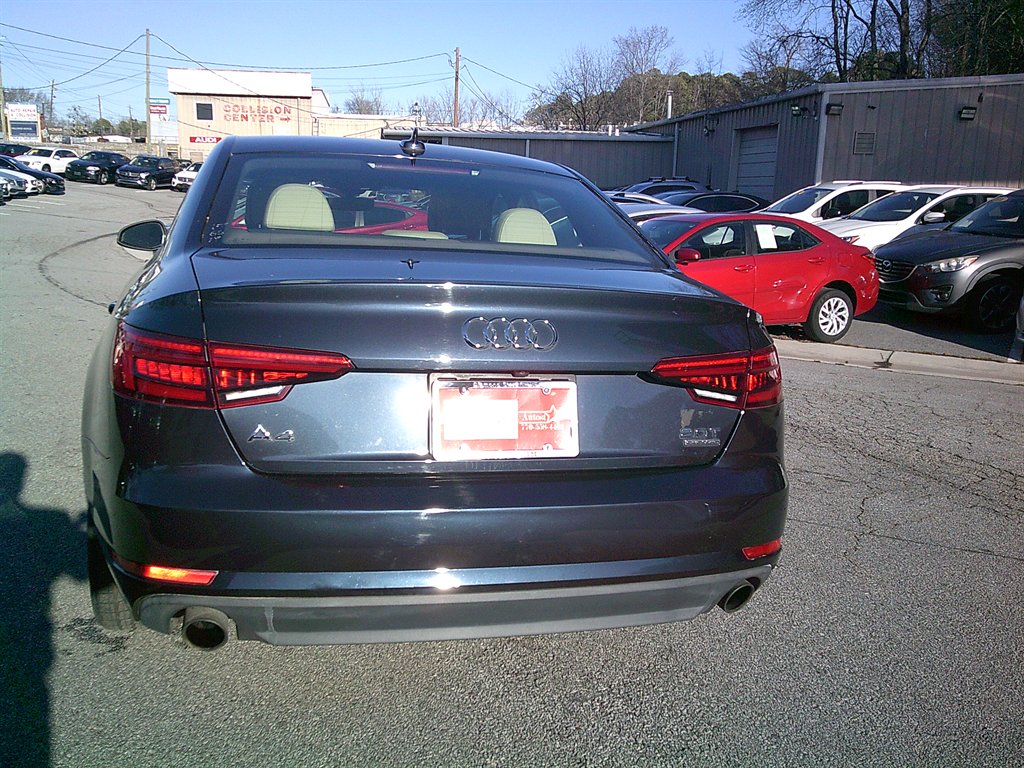 2017 Audi A4 Premium photo