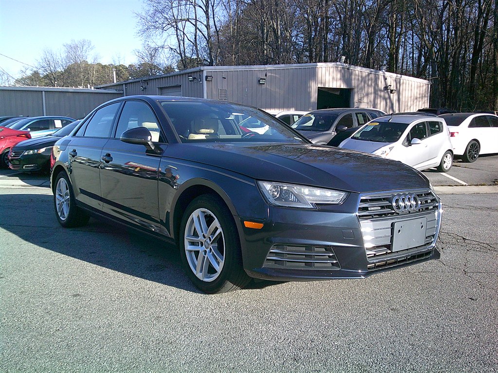 2017 Audi A4 Premium photo