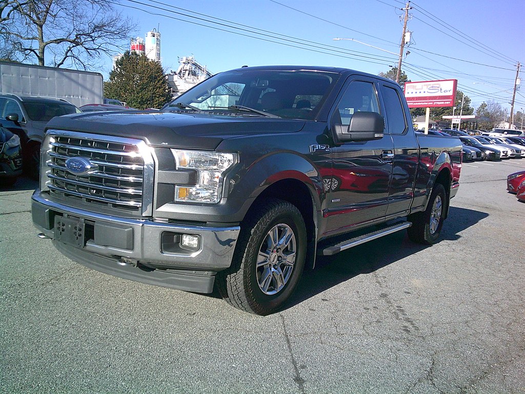 2017 Ford F150 XLT photo