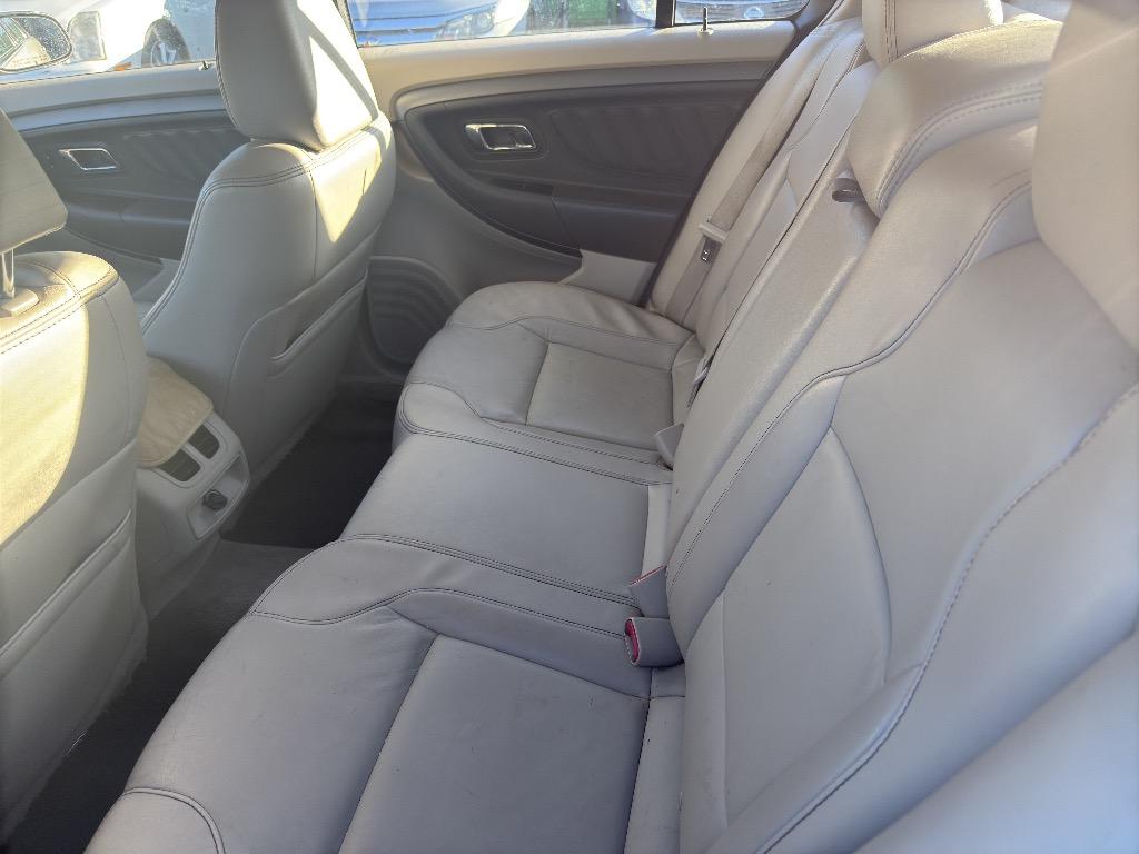 2014 Ford Fusion SE photo