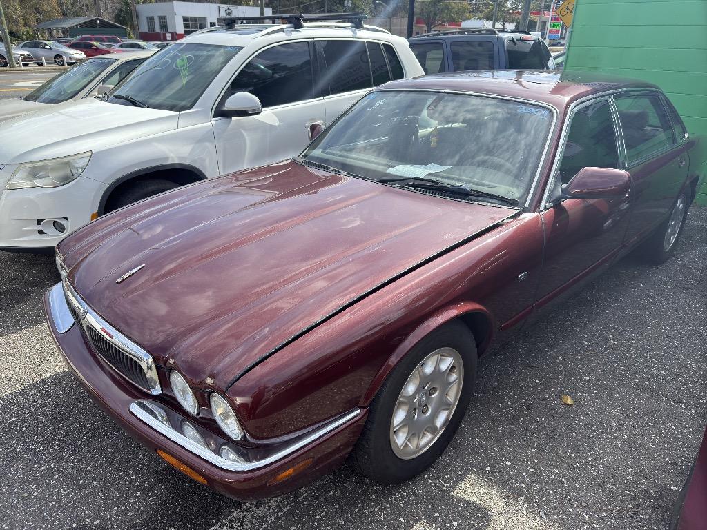2001 Jaguar XJ-Series XJ8L photo