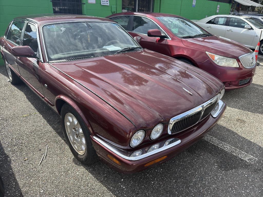 2001 Jaguar XJ-Series XJ8L photo
