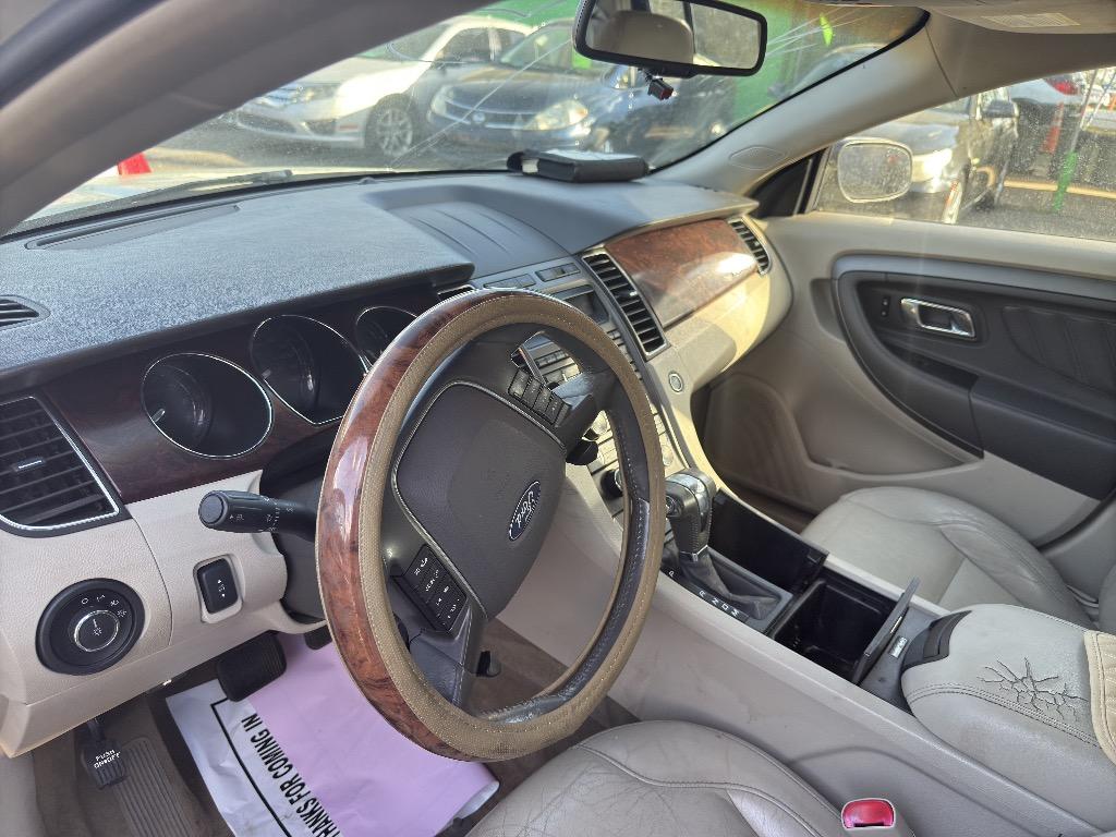 2011 Ford Taurus - $6,210