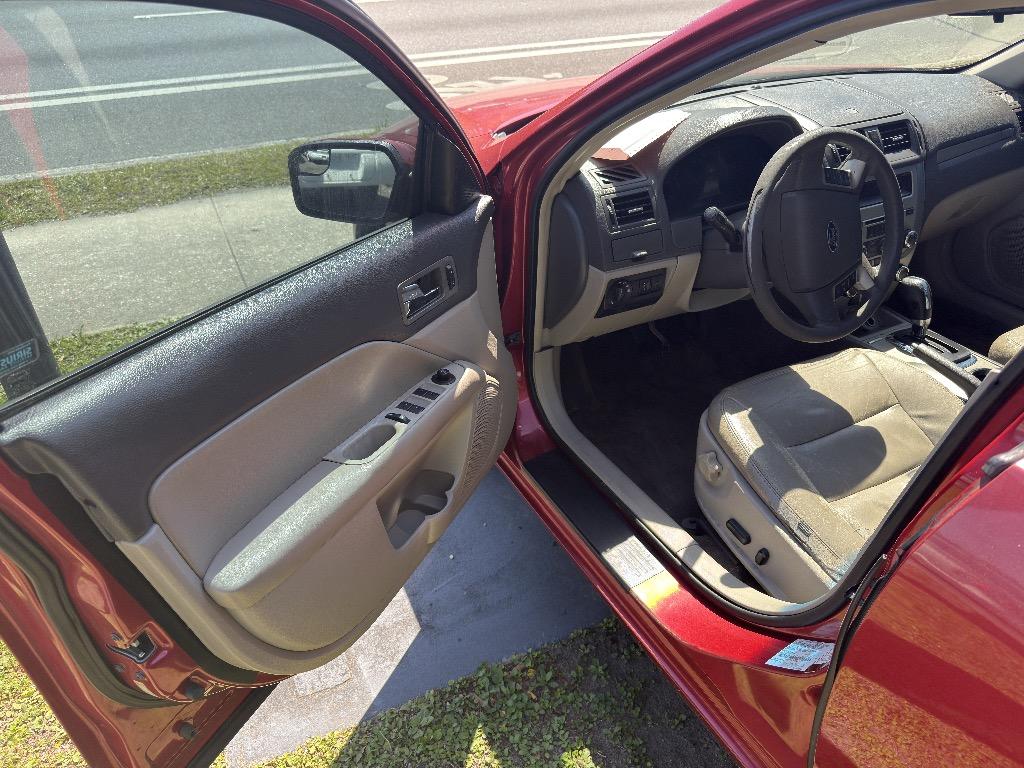 2011 Ford Fusion SE photo