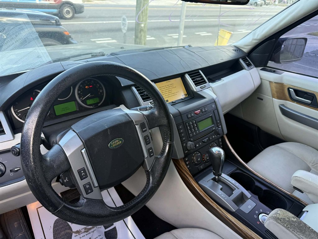 2008 Land Rover Range Rover Sport - $3,950