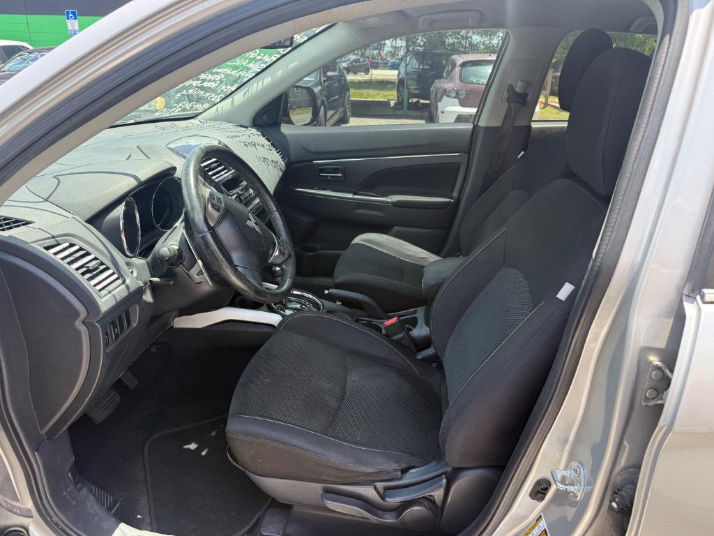 2013 Mitsubishi Outlander - $3,635